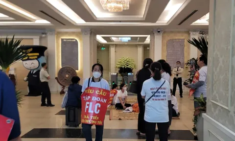 Nhốn nháo tại tòa nhà FLC vì trái chủ đến đòi tiền, lời cảnh tỉnh nhãn tiền cho các nhà đầu tư